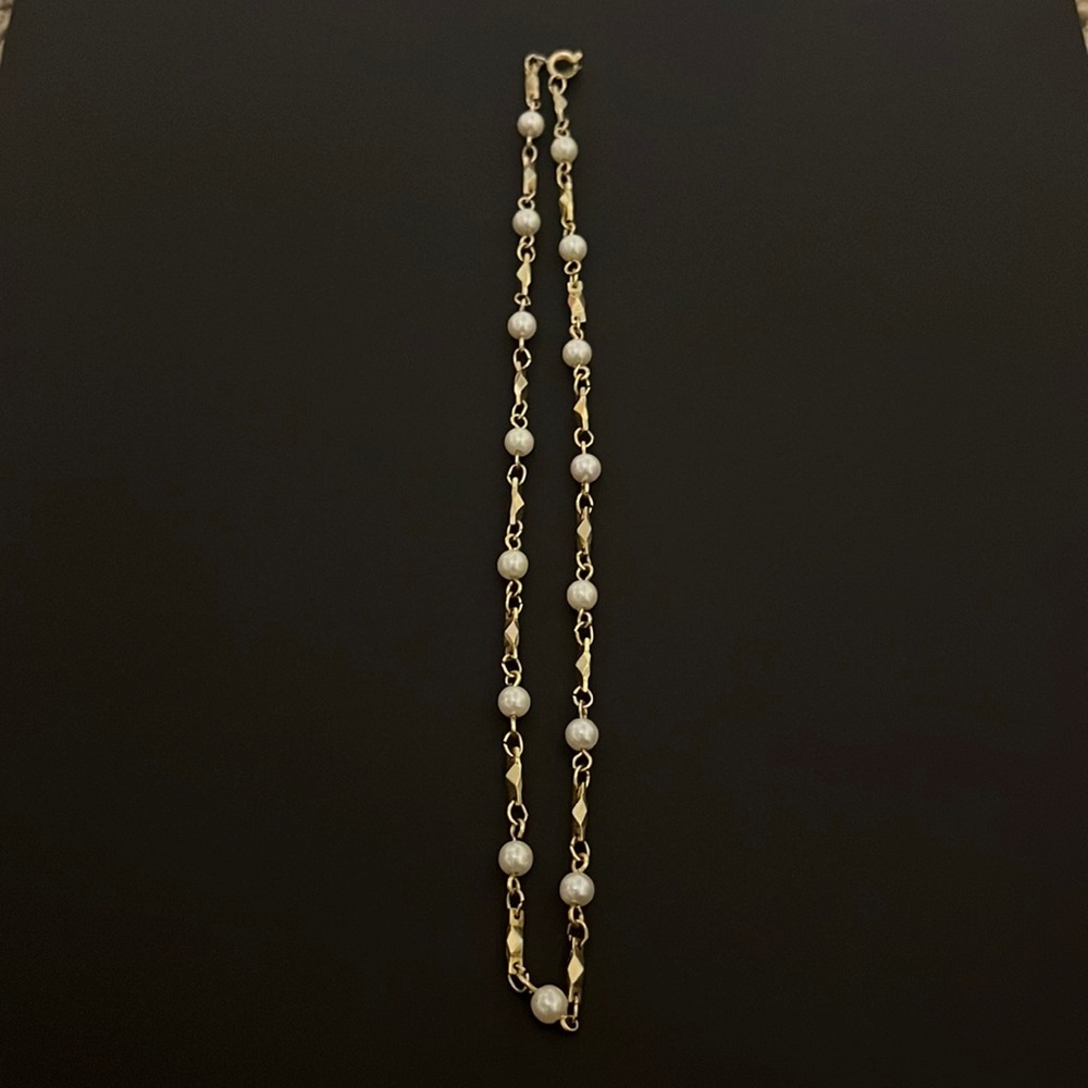 Gold Pearl Necklace